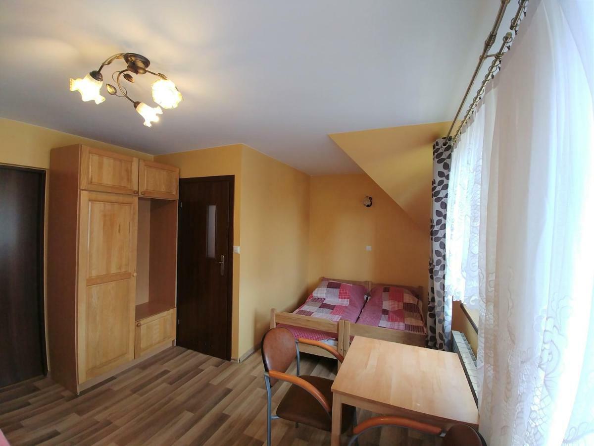 Pyzowka U Zosi Bed & Breakfast エクステリア 写真