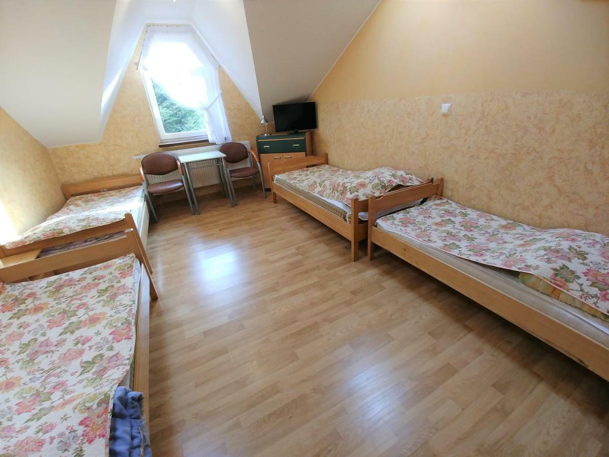 Pyzowka U Zosi Bed & Breakfast エクステリア 写真