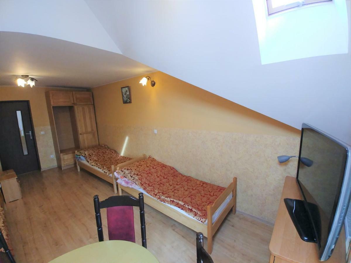 Pyzowka U Zosi Bed & Breakfast エクステリア 写真